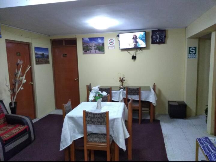 Hostal Vista Al Lago Titicaca Puno Exteriör bild
