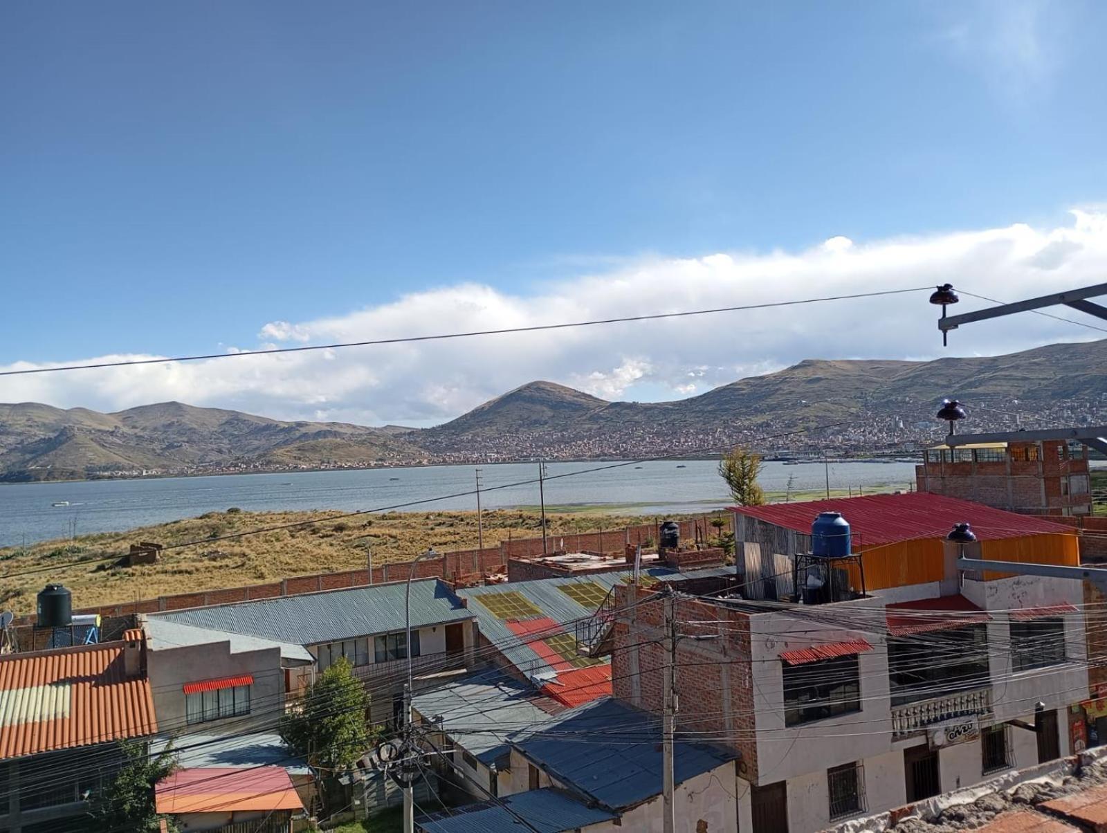 Hostal Vista Al Lago Titicaca Puno Exteriör bild